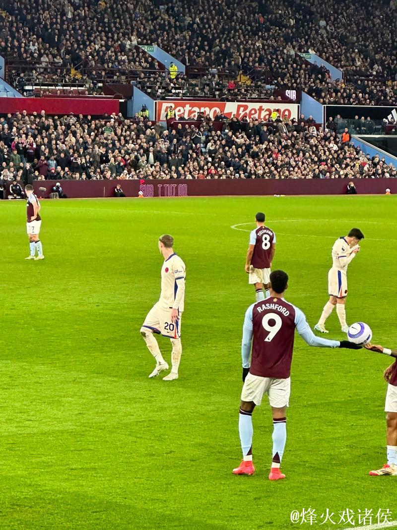 曼城维拉连胜紧逼阿森纳 利物浦切尔西曼联抢四激烈 曼城维拉连胜紧逼阿森纳 利物浦切尔西曼联抢四激烈